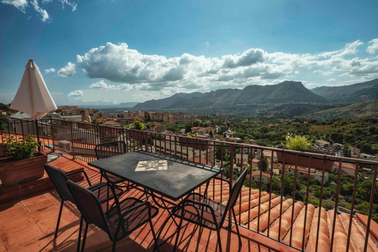 Bnb Casa Rossa Монреале Экстерьер фото