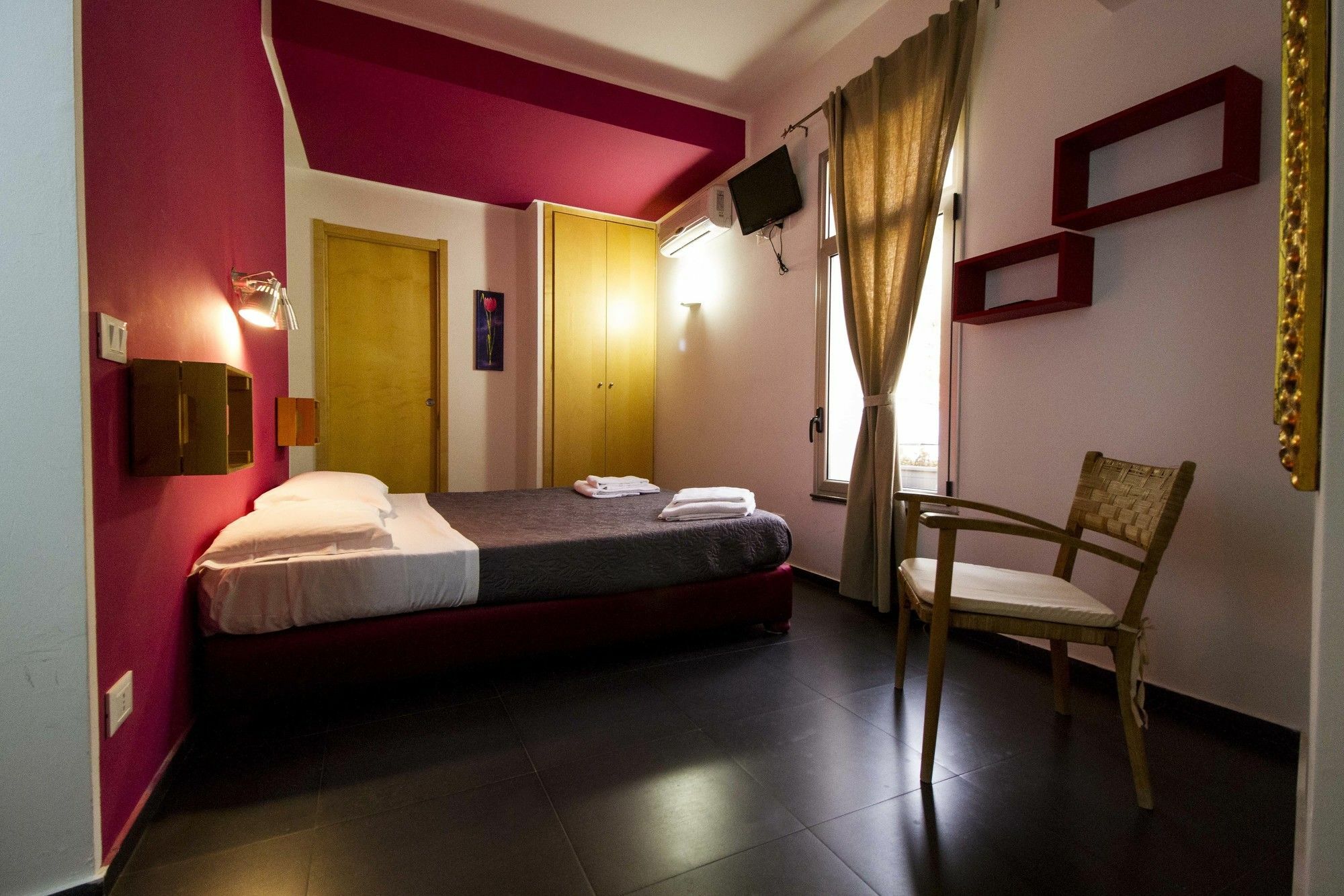 Bnb Casa Rossa Монреале Экстерьер фото